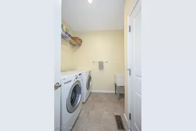 3564 Shady Timber Drive, Twinsburg, OH 44087 - Photo 6