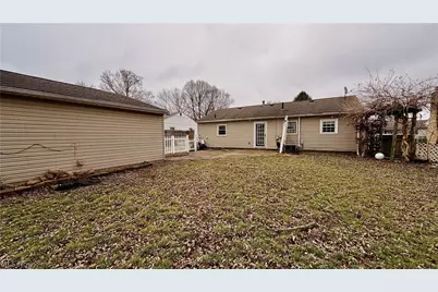 2215 Willowrow Avenue NE, Canton, OH 44705 - Photo 20