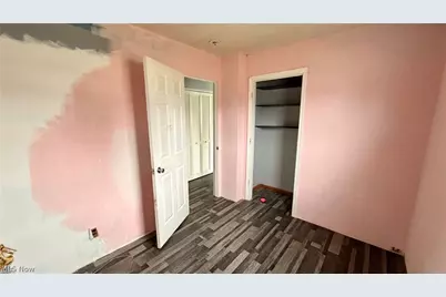 2215 Willowrow Avenue NE, Canton, OH 44705 - Photo 12