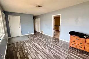 2215 Willowrow Ave NE, Canton, OH 44705 - Photo 10