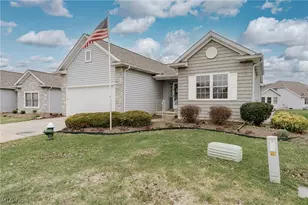 133 Gleneagle Dr, Elyria, OH 44035 - Photo 2