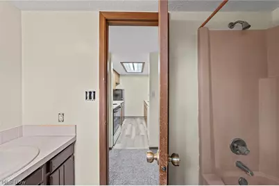 515 Meredith Lane #2A, Cuyahoga Falls, OH 44223 - Photo 12