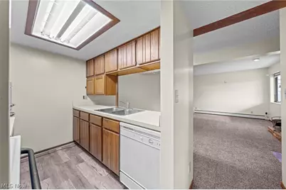 515 Meredith Lane #2A, Cuyahoga Falls, OH 44223 - Photo 8