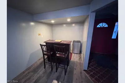 1621 Coventry Avenue NE, Warren, OH 44483 - Photo 8