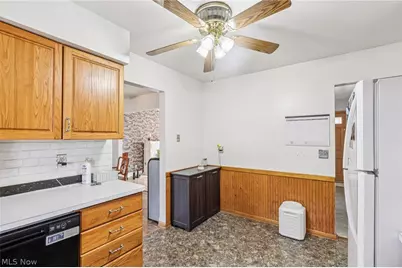 1682 Arthur Drive NW, Warren, OH 44485 - Photo 16