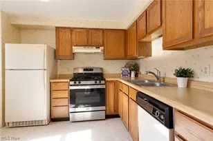 91 Quaker Ridge Dr, Akron, OH 44313 - Photo 18