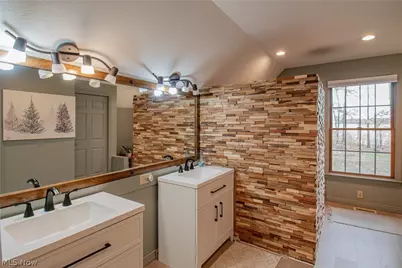 700 Stillwater Drive, Deerfield, OH 44411 - Photo 20