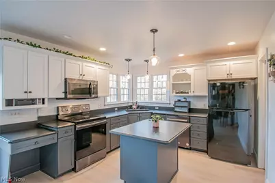 700 Stillwater Drive, Deerfield, OH 44411 - Photo 6