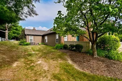 3633 Barrington Place NW, Canton, OH 44708 - Photo 4