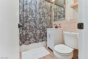 5317 Karen Isle Dr, Willoughby, OH 44094 - Photo 12