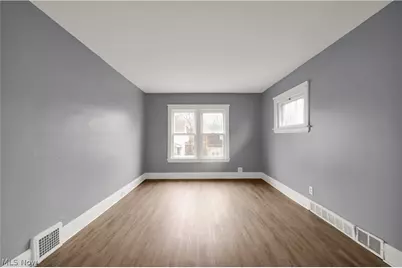 16119 Parkgrove Avenue #2, Loveland, OH 44110 - Photo 12