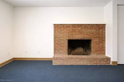 1300 Weathervane Lane #220/320, Akron, OH 44313 - Photo 8