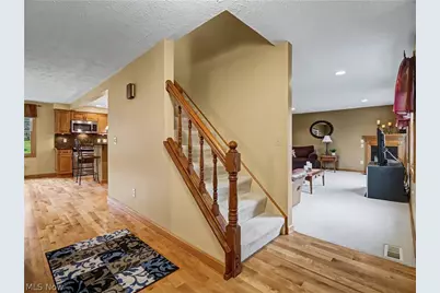 10230 Chipmunk Ridge Drive, Concord, OH 44077 - Photo 4