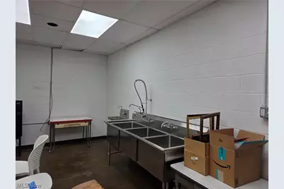 10511 Main Street, Mantua, OH 44255 - Photo 10