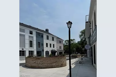 1300 Weathervane Lane #319, Akron, OH 44313 - Photo 4