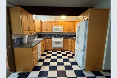 126 Stony Creek Drive, Millersburg, OH 44654 - Photo 12