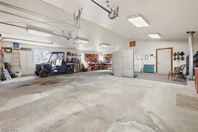 6122 Frederick Avenue NE, Alliance, OH 44601 - Photo 36