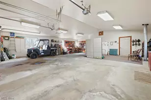 6122 Frederick Ave NE, Alliance, OH 44601 - Photo 36