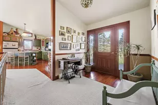 6122 Frederick Ave NE, Alliance, OH 44601 - Photo 2