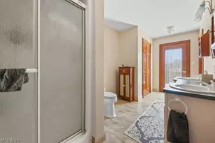 6122 Frederick Ave NE, Alliance, OH 44601 - Photo 14