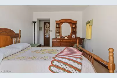 6122 Frederick Avenue NE, Alliance, OH 44601 - Photo 32