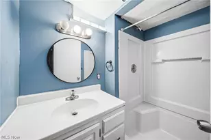 29690 Franklin Ave, Wickliffe, OH 44092 - Photo 28