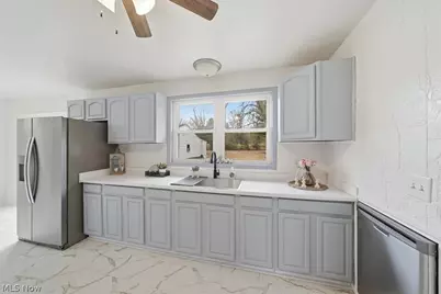 4866 Lovers Lane, Ravenna, OH 44266 - Photo 8