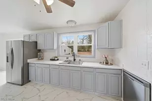 4866 Lovers Ln, Ravenna, OH 44266 - Photo 8