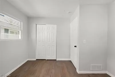 12114 Milligan Avenue, Loveland, OH 44135 - Photo 16