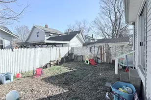 1129 Barton Pl NE, Canton, OH 44705 - Photo 6