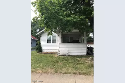 1041 E Archwood Avenue, Akron, OH 44306 - Photo 1