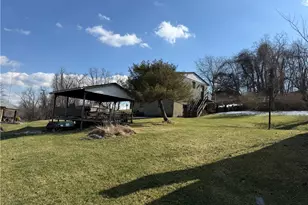 224 Montwell Dr, Mingo Junction, OH 43938 - Photo 2