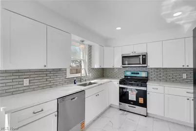 1984 S Schenley Avenue, Youngstown, OH 44511 - Photo 6