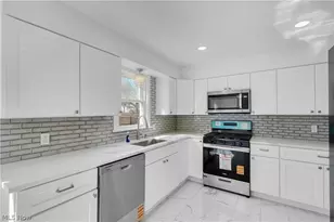 1984 S Schenley Ave, Youngstown, OH 44511 - Photo 6