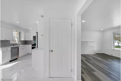 1984 S Schenley Avenue, Youngstown, OH 44511 - Photo 12