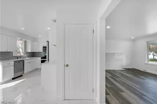 1984 S Schenley Ave, Youngstown, OH 44511 - Photo 12