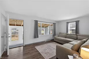 393 Afton Ave, Boardman, OH 44512 - Photo 8