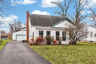 393 Afton Ave, Boardman, OH 44512 - Photo 2