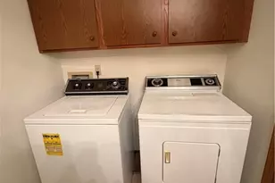 5552 Callaway Cir, Austintown, OH 44515 - Photo 12