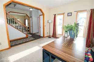 5946 N Mayflower Dr, Lorain, OH 44053 - Photo 12