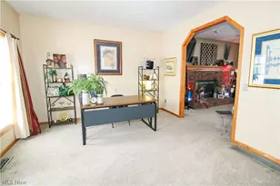 5946 N Mayflower Dr, Lorain, OH 44053 - Photo 4