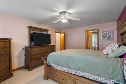 1825 John Carroll Drive SE, Massillon, OH 44646 - Photo 28