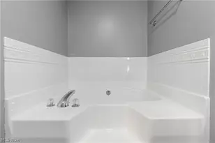 1825 John Carroll Dr SE, Massillon, OH 44646 - Photo 22