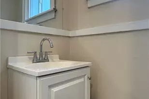 3258 E Berkshire Rd, Cleveland Heights, OH 44118 - Photo 10