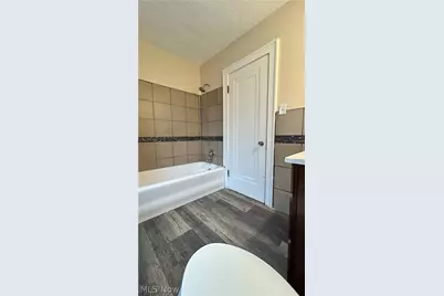 3258 E Berkshire Road, Cleveland Heights, OH 44118 - Photo 14