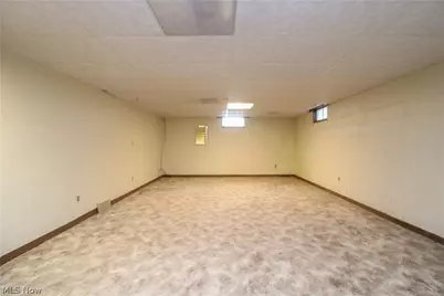 4250 Nottingham Avenue, Austintown, OH 44511 - Photo 26