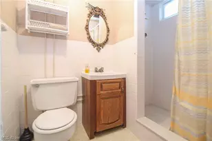 4250 Nottingham Ave, Austintown, OH 44511 - Photo 28