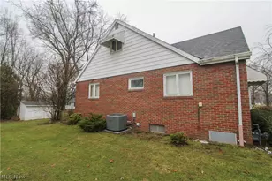 4250 Nottingham Ave, Austintown, OH 44511 - Photo 38