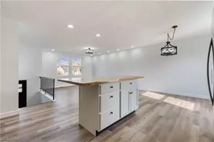 350 Silver Meadows Dr, Kent, OH 44240 - Photo 14