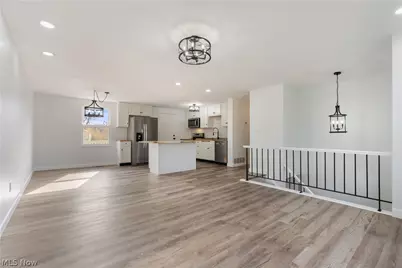 350 Silver Meadows Drive, Kent, OH 44240 - Photo 10